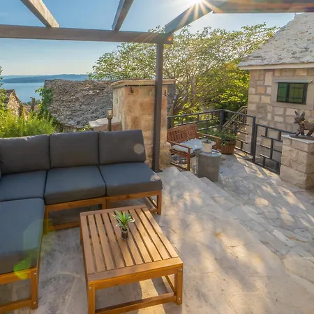 Authentic Adrion Villa Baška Voda