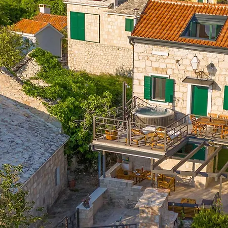 Villa Authentic Adrion