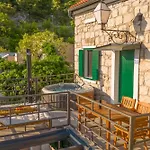 Villa Authentic Adrion